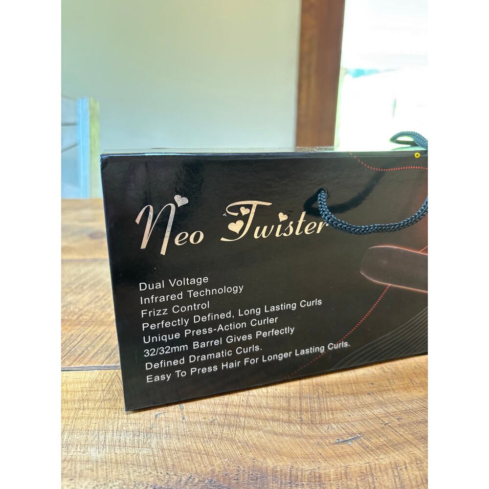 NIB NEO Twister Tourmaline Ceramic Curling Wand Pink And Black 32mm Barrel - Picture 7 of 8